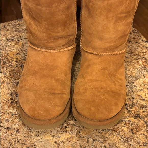 Women's UGG Classic II Tall Boots I Size 8 - Picture 3 of 7